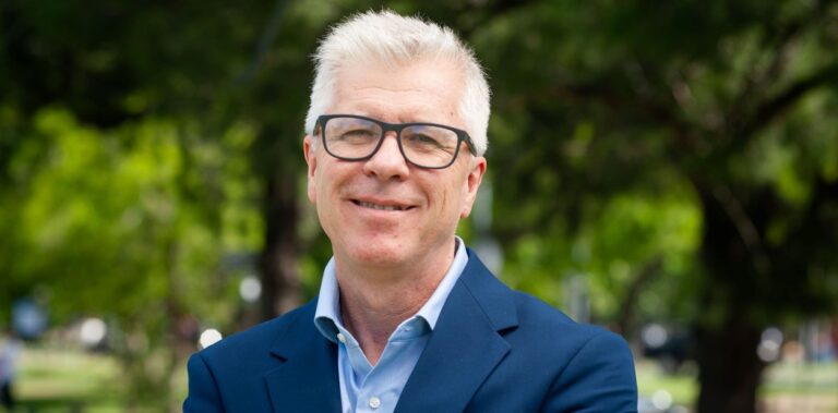 Dr. Claudio Martin