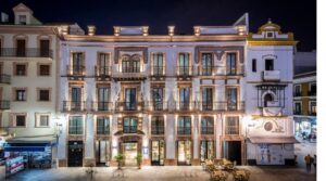 Un viaje a través de la historia, el bienestar y la gastronomía en Intelier Hotels & Suites