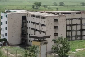 «Que cese esta pesadilla»: Familiares de 78 presos políticos trasladados a Tocorón exigen su libertad