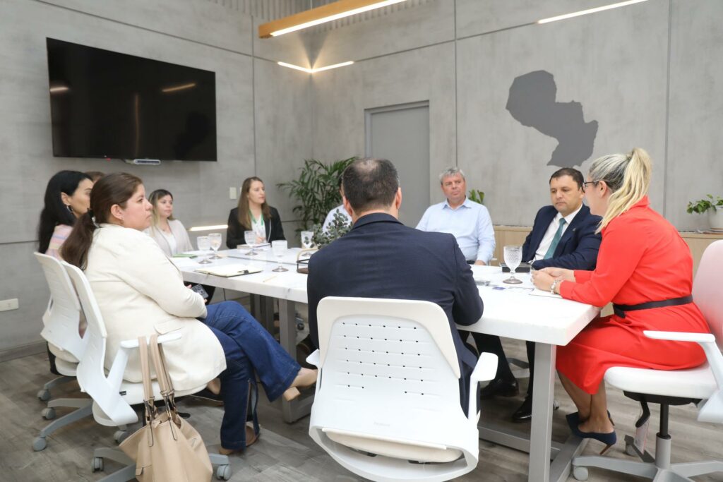 DEFINEN ESTRATEGIAS PARA FORTALECER LA ESTACIÓN DE CARRETERA DE MISIONES