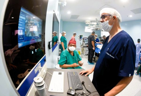 Primera cirugía en el nuevo Gran Hospital de Coronel Oviedo