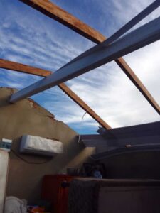 Fuerte temporal causa destrozos y deja sin vivienda a 14 familias en Loreto