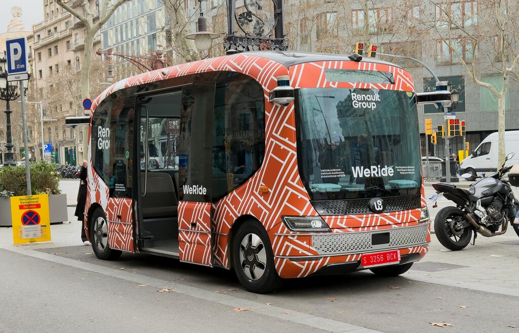 Me he subido a un autobús sin conductor en Barcelona y no he notado muchas diferencias en el viaje. Eso dice mucho