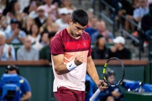 Alcaraz causa sensación en Indian Wells