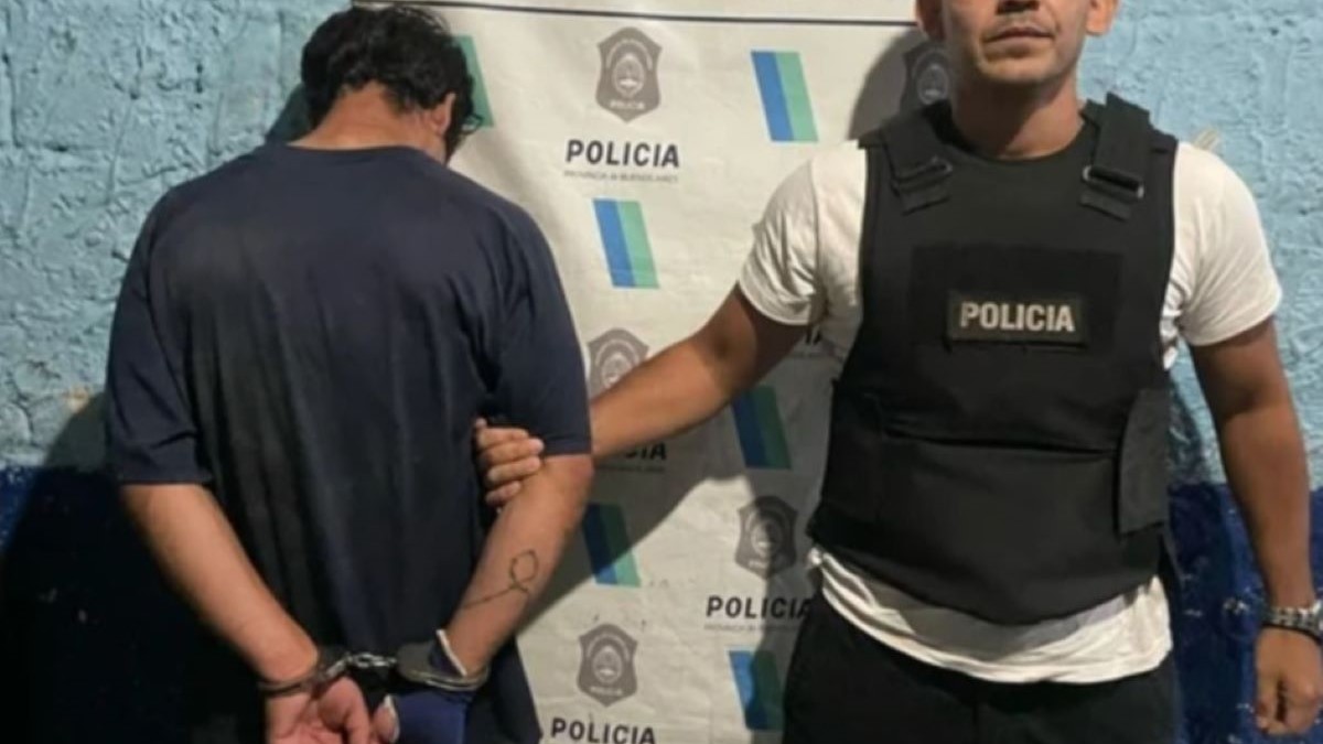 Detienen a un hombre acusado de matar a su exsuegro y atacar a su expareja de 16 años