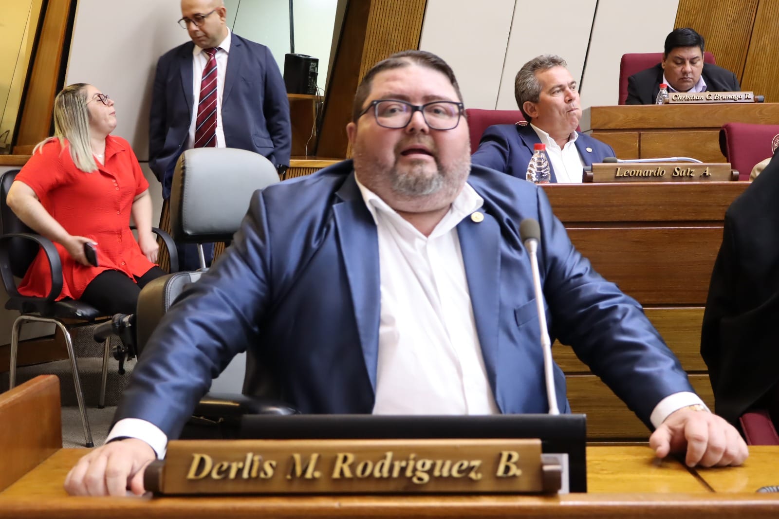 Propuesta cartista de reelecciones ilimitadas de intendentes es “una aberración”, según senador Propuesta cartista de reelecciones ilimitadas de intendentes es “una aberración”, según senador