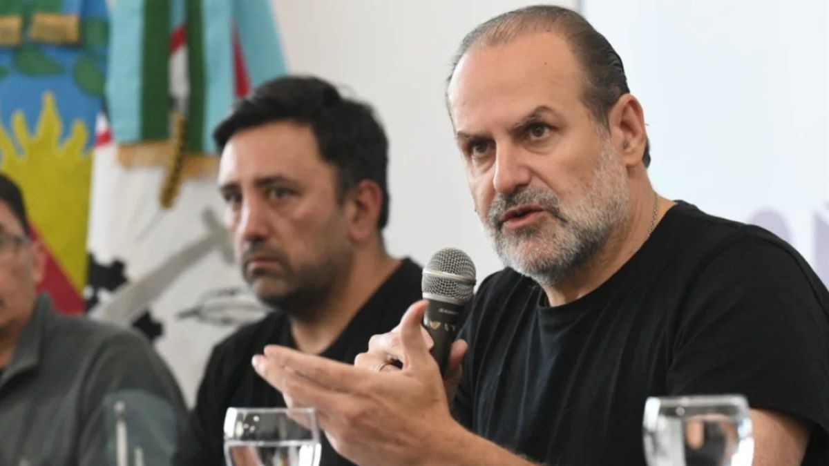 Susbielles: “La reconstrucción va a costar no menos de 400 mil millones de pesos” Susbielles: “La reconstrucción va a costar no menos de 400 mil millones de pesos”