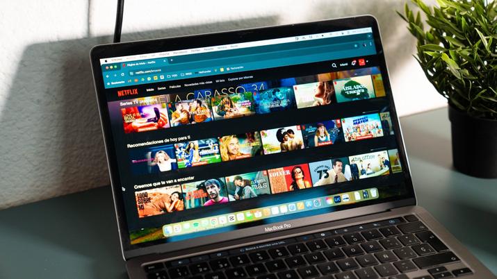 Si te gustó Ted Lasso, no te puedes perder esta comedia deportiva que arrasa en Netflix: es la sustituta ideal