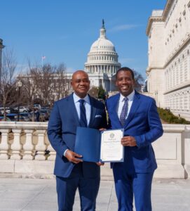 Roger Mina: Tenacidad, excelencia y liderazgo en sector energetico