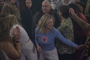 Por qué la gente desea que caminemos juntas: un análisis del apoyo colectivo