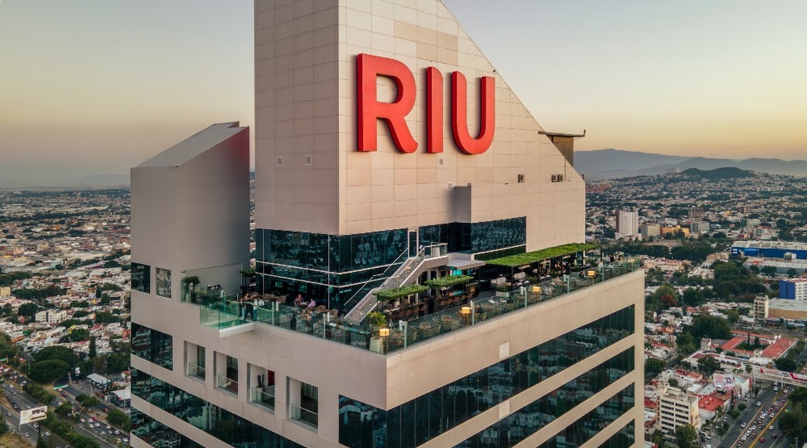 Riu Plaza Guadalajara inaugura una experiencia de vértigo