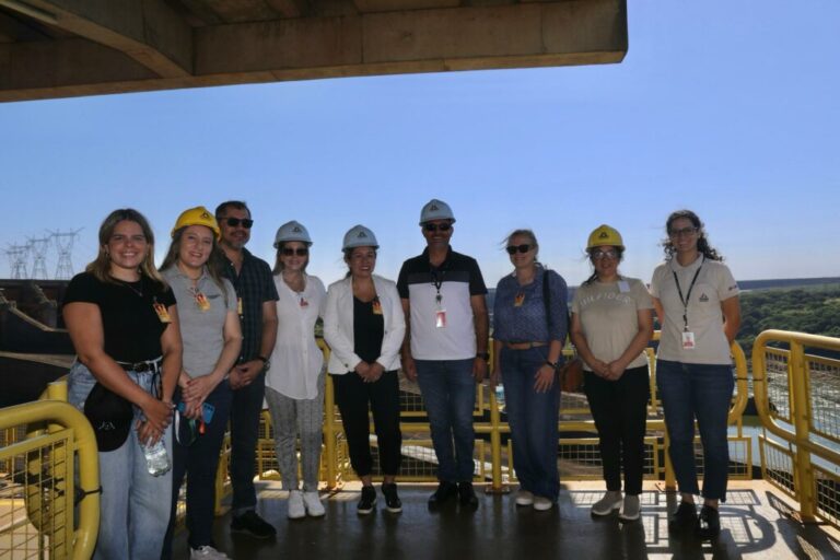 SENATUR E ITAIPÚ BINACIONAL PLANIFICAN ESTRATEGIAS PARA EL DESARROLLO TURÍSTICO DEL ALTO PARANÁ