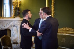 Zelenski Declara: ‘Habrá Diplomacia para la Paz’ con el Apoyo de Toda Europa y Estados Unidos