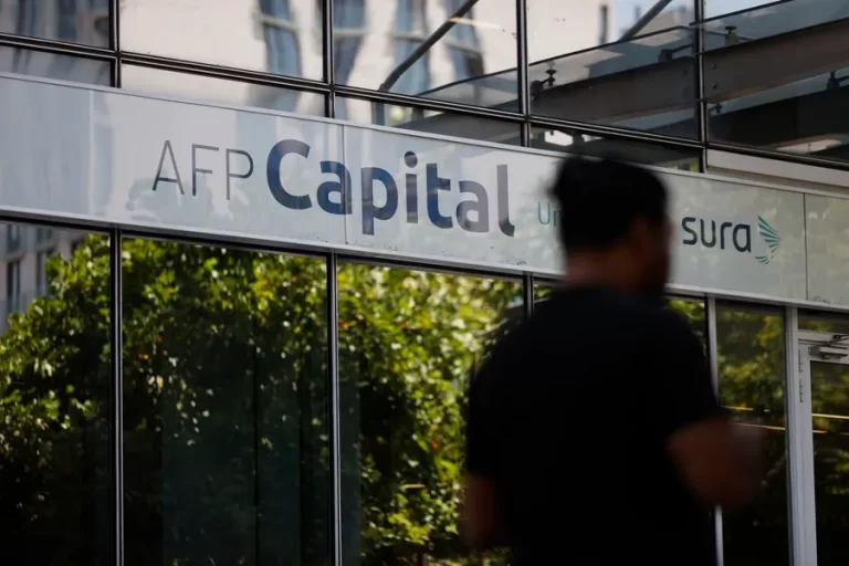 Constitucional de Chile aprueba reforma previsional: ¿El fin de las AFP?