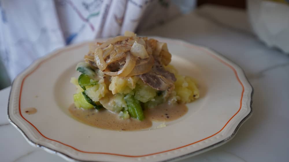 Bifes a la mostaza: Una comida gourmet en menos de 30 minutos