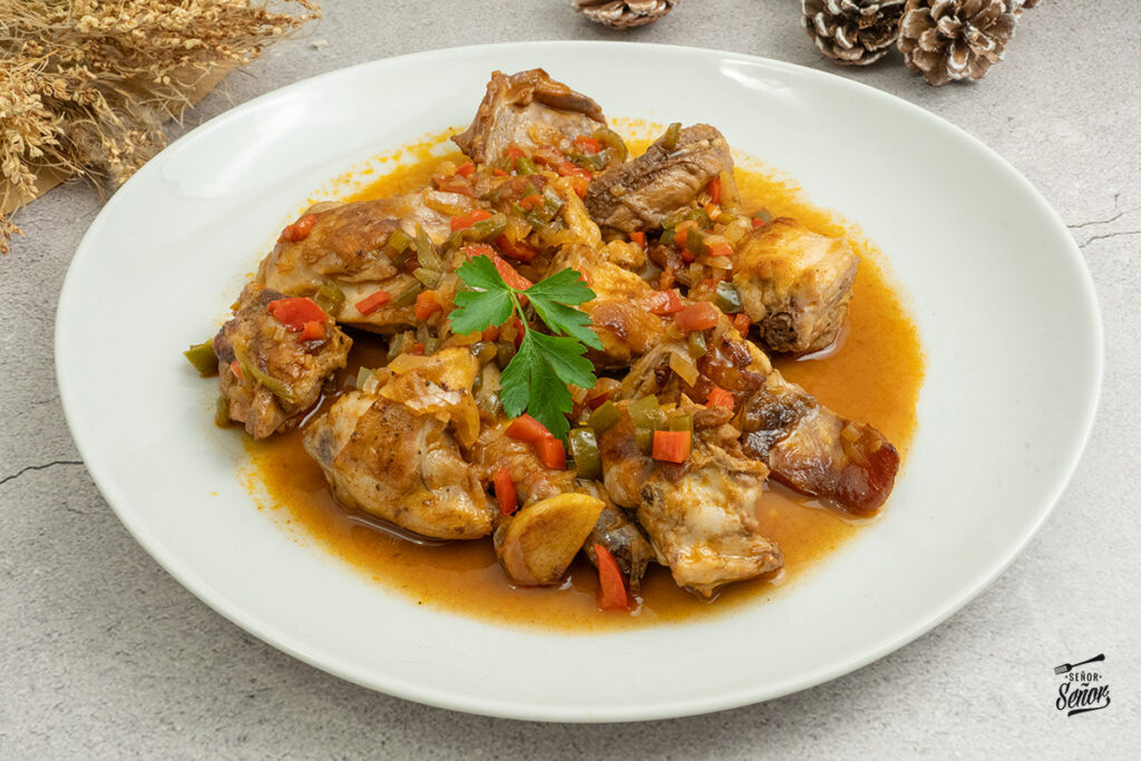 Conejo guisado. Receta casera y tradicional de las abuelas