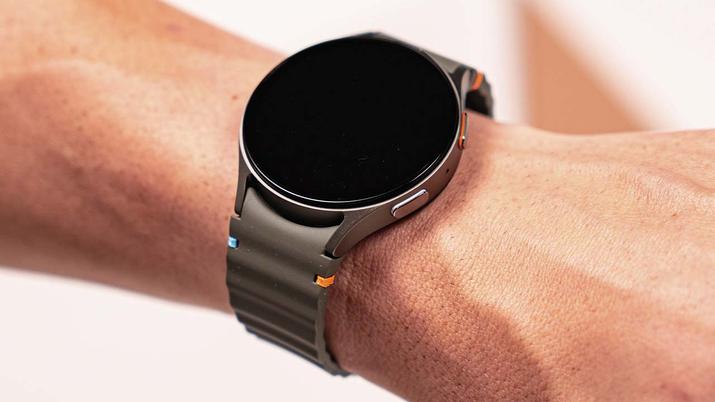 Samsung se vuelve loco y pone su reloj top Galaxy Watch 7 a precio de outlet