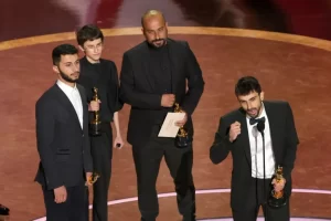 Documentalistas premiados en los Oscar piden el fin de la limpieza étnica contra los palestinos