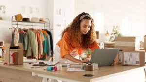 Ventas en línea y freelancing son los favoritos de las mujeres para emprender