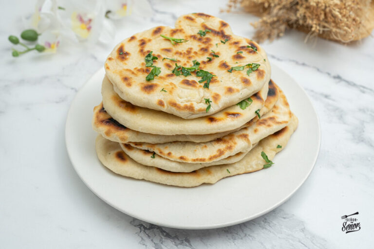Pan naan. Receta de pan plano sin horno de la India