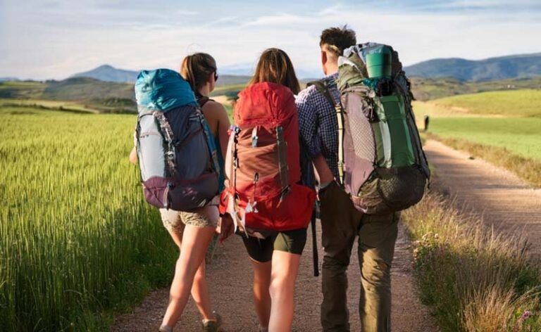 Las ventajas de hacer el Camino de Santiago autoguiado