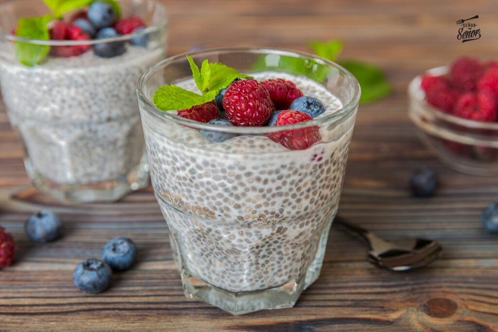 Pudin de chia. Receta de desayuno saludable y fácil Pudin de chia. Receta de desayuno saludable y fácil