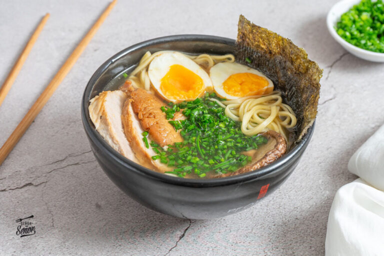 Cómo hacer ramen. Receta fácil del famoso guiso japonés