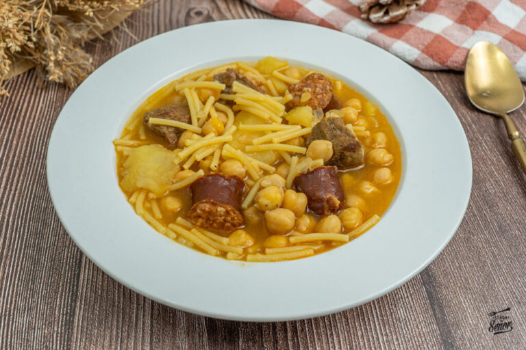 Rancho canario. Receta tradicional de las Islas Canarias