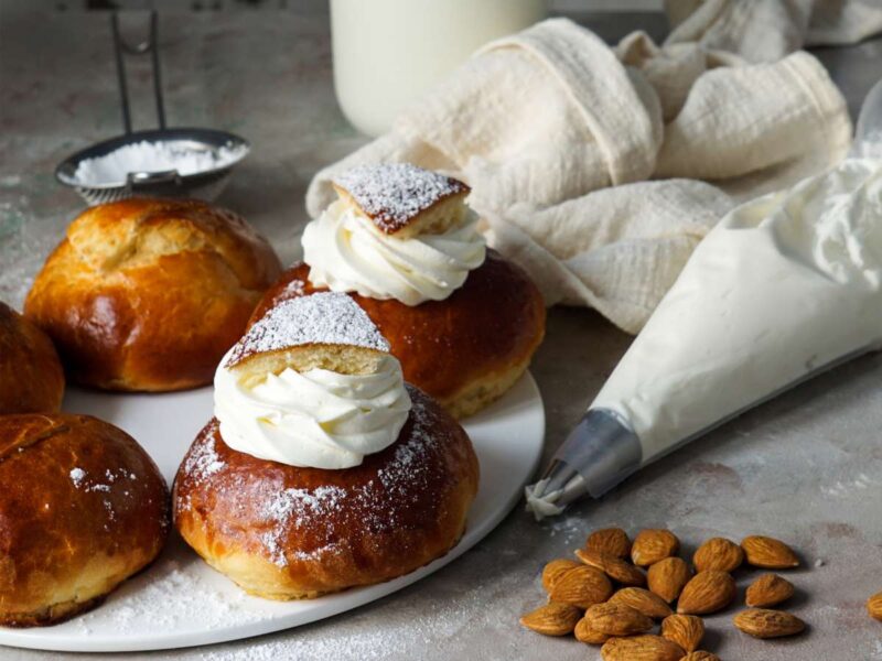 Semla, el delicioso bollo sueco de Pascua