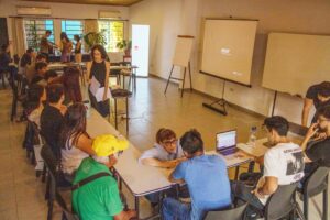 Paz Encina invita a descubrir quince miradas sobre el río Paraguay