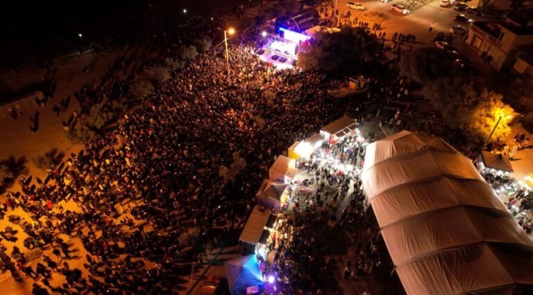 Vivir la Semana Santa entre olas y arena: el encanto de Tres Arroyos