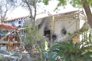 DEF en Israel: una recorrida por el kibbutz Be’eri, uno de los epicentros del horror de Hamás