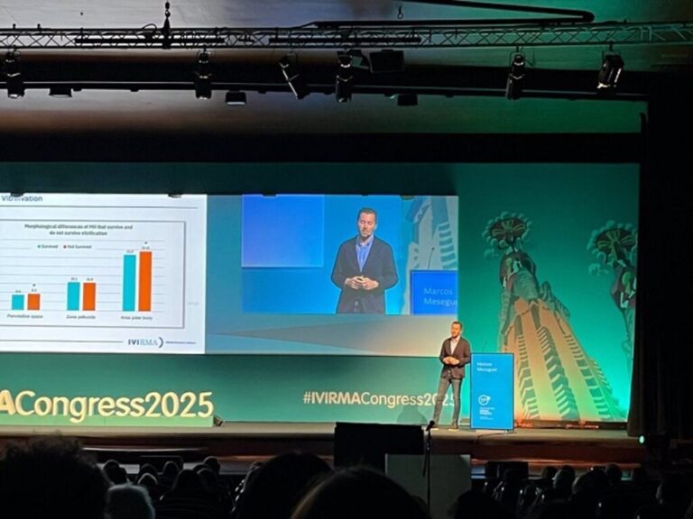 La inteligencia artificial reduce en un 7% el tiempo necesario para concebir un bebé mediante reproducción asistida.