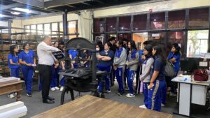 Día del Libro: Paraguay debe “superar la mediterraneidad en las letras”