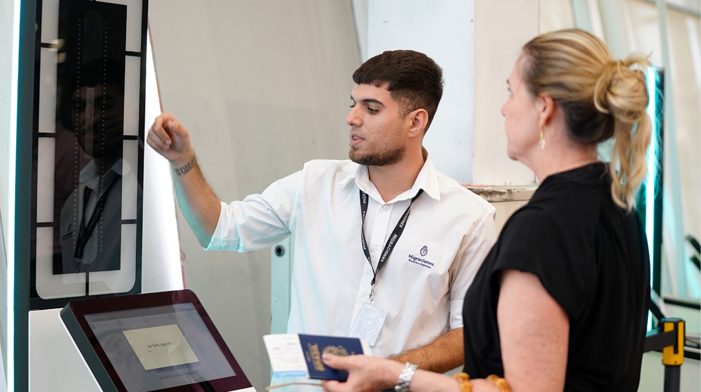 Migraciones refuerza los principales pasos fronterizos por el finde XL de Semana Santa