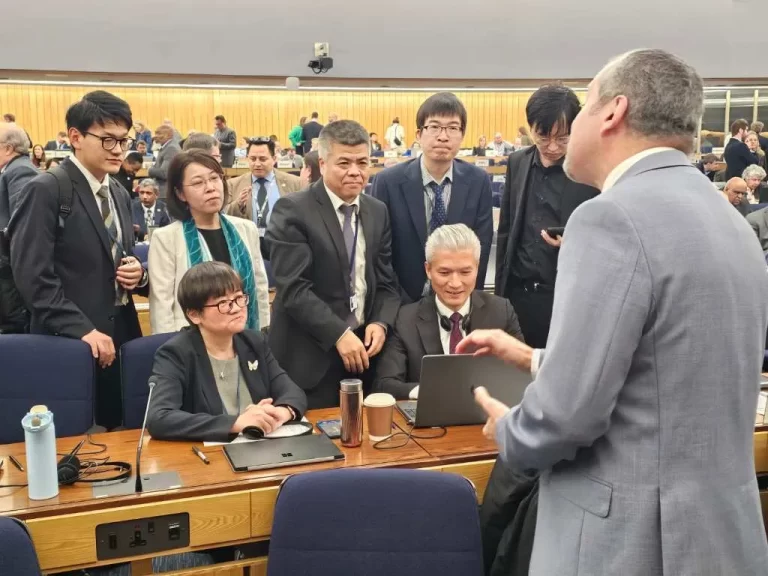 Histórico paso de la OMI para la descarbonización del transporte marítimo