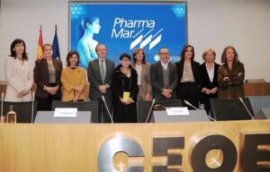 Oncólogos, asociaciones y pacientes exigen una mayor inclusión de la perspectiva de género en el tratamiento del cáncer de pulmón.