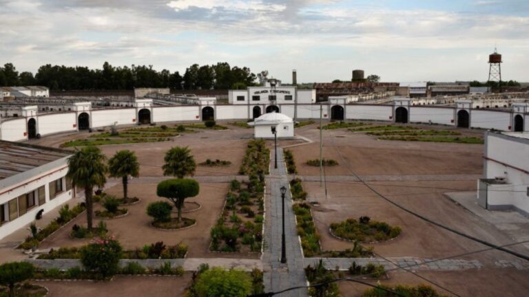 Sierra Chica: denuncian que personas trans fueron golpeadas y llevadas a otras celdas de madrugada