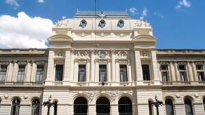 Educar con grandeza: la universidad que Uruguay necesita