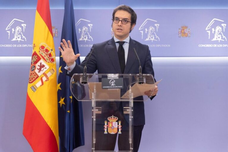 Vox denuncia a Pilar Alegría por «fingir indignación» y ocultar su responsabilidad en la corrupción de Ábalos