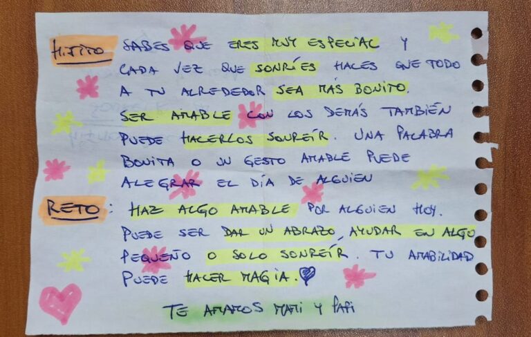 Cartas en la merienda: El gesto de una madre en Nueva Helvecia, que acompaña a su hijo todos los días con palabras de aliento