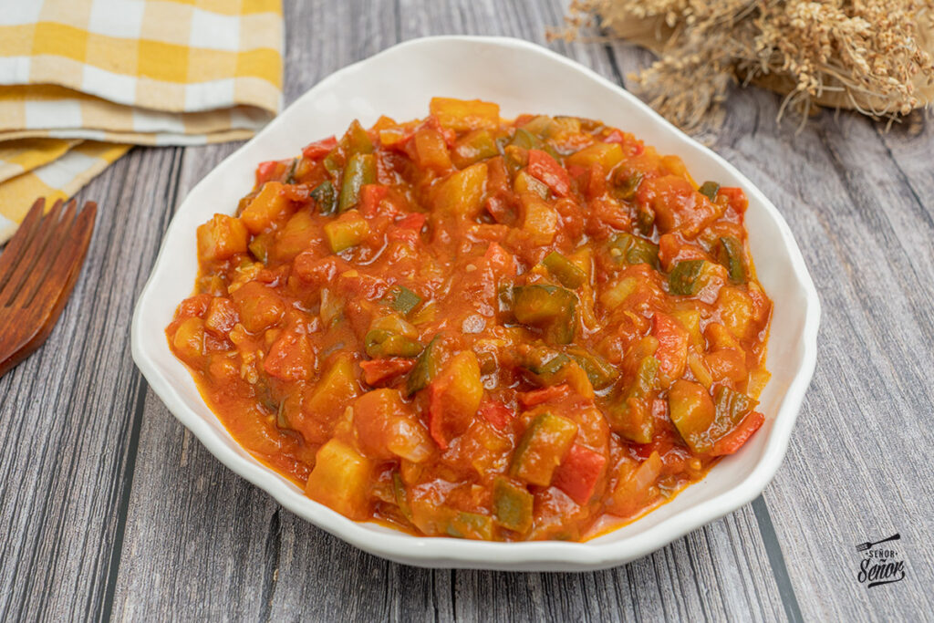 Alboronía. Receta de pisto andaluz de Semana Santa