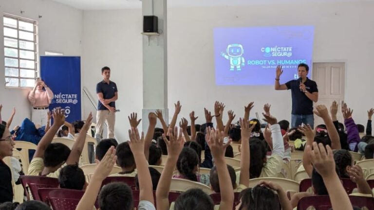 Del control a la educación: la clave para que los niños naveguen seguros en internet