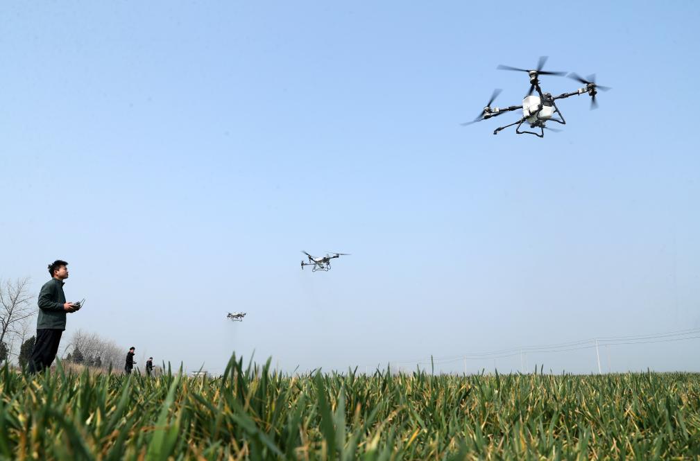 Ya entendimos que no son juguetes, pero ¿cuánto futuro tienen los drones? A medida que crece su importación, advierten que es necesario reforzar el marco regulatorio