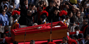 Comenzaron los funerales del Papa Francisco en la Basílica de San Pedro