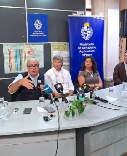 Ministro Fratti en Salto /“El campo natural es patrimonio nacional y el agua un derecho básico”