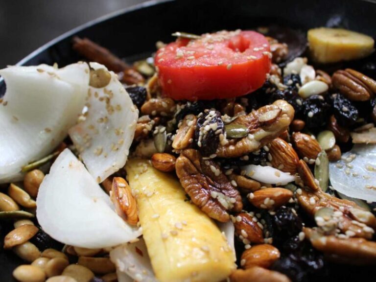 Mole Poblano (receta mexicana tradicional)