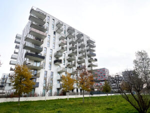 De la Viena Roja al Madrid del pelotazo: así funcionan las antípodas de la vivienda pública europea