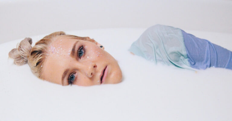 Tipos de emociones: qué son, clasificación y cómo gestionarlas