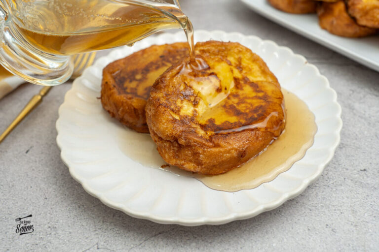 Torrijas en almíbar. Receta casera de Semana Santa